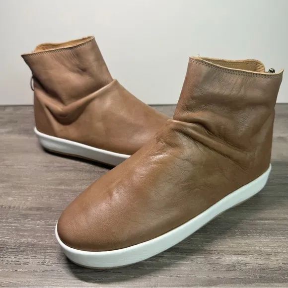 NWD Beek Jaeger Saddle Brown Ankle Boots size 7 $350