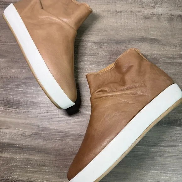 NWD Beek Jaeger Saddle Brown Ankle Boots size 7 $350