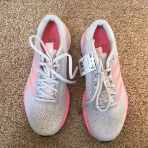 NWOB! Adidas SL20 summer ready running shoes