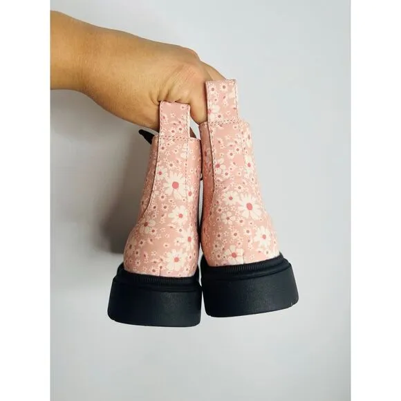 NWOB Art Class Kids Floral Lace Up Zipper Boots Size 1