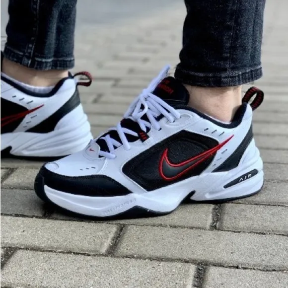 NWOB Nike Air Monarch IV Training Shoes size 12