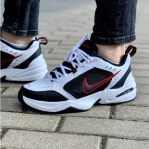 NWOB Nike Air Monarch IV Training Shoes size 12