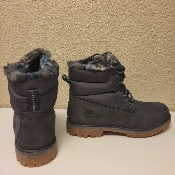 NWOB Timberland Dark Grey Nubuck Premium 6-Inch Warm Lined Boots Size 8½