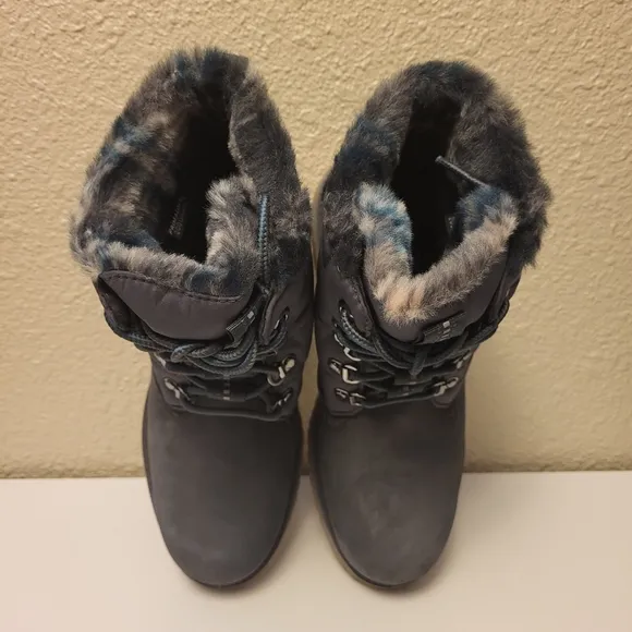 NWOB Timberland Dark Grey Nubuck Premium 6-Inch Warm Lined Boots Size 8½
