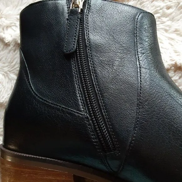 NWOT Cole Haan Maci Black Leather Pointed Toe Booties 6.5B