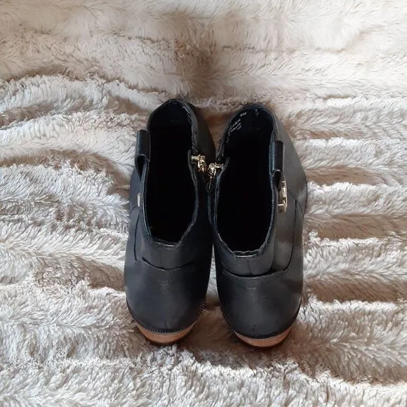 NWOT Cole Haan Maci Black Leather Pointed Toe Booties 6.5B