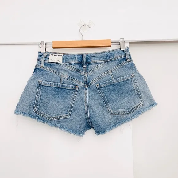 NWOT Free People Curvy CRVY High Voltage High Rise Shortie Denim Jean Shorts 25