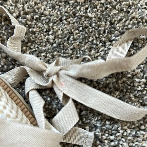 NWOT Free People Happy Feet Footbed Sandles