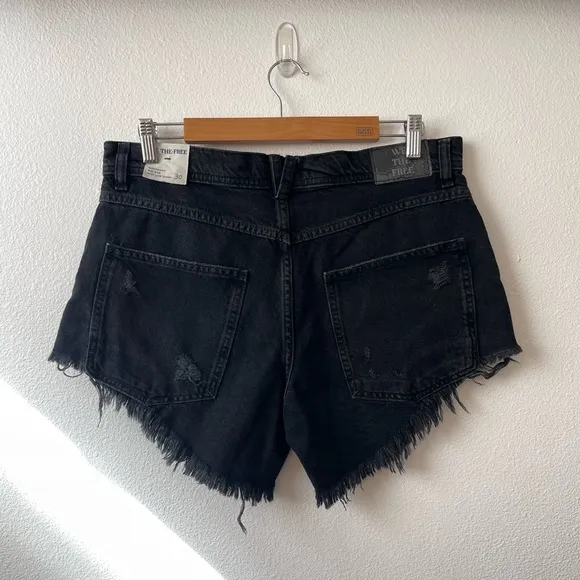 NWOT Free People Westwood Mid Rise High Low Distressed Cut Off Short Size 30