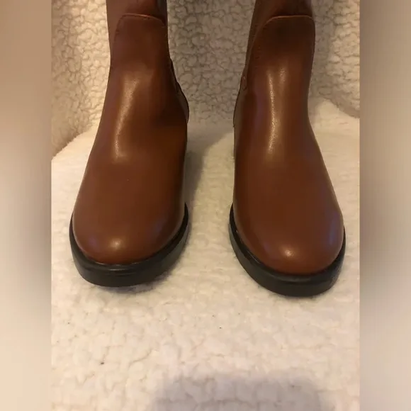 NWOT Tommy Hilfiger Iviann High Shaft Riding Knee Boots