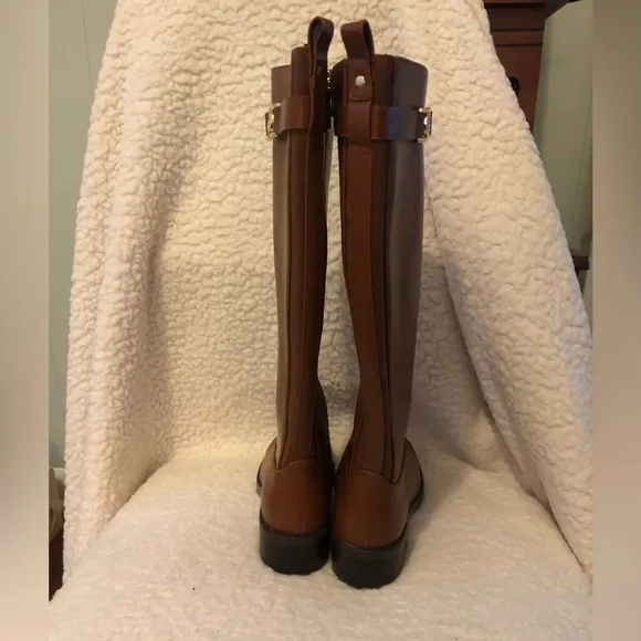 NWOT Tommy Hilfiger Iviann High Shaft Riding Knee Boots