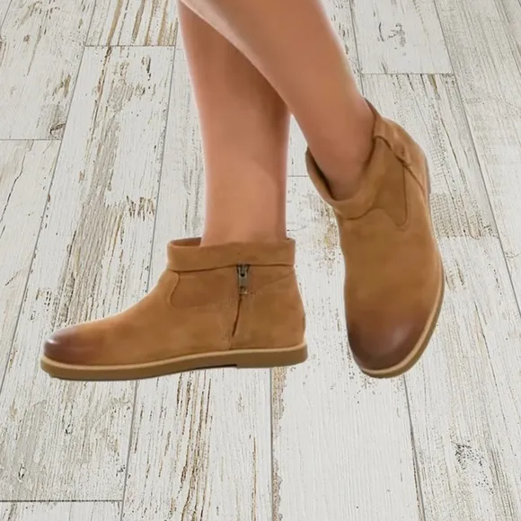 NWOT UGG Josefene Cuff Women's Suede Boots in Chestnut Size 9.5 Booties