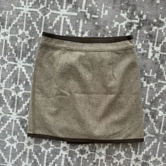 NWT 4 Charlotte Ronson Wrap Mini Skirt Tweed Twill Brown Tan faux suede pockets