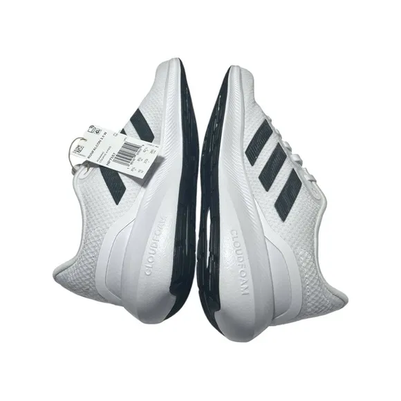 NWT Adidas Women's Run Falcon 3.0 Sneaker, White/Black Size 10