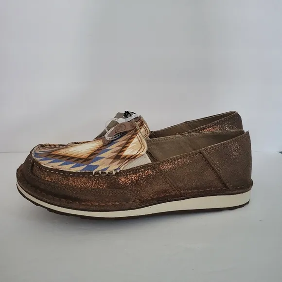NWT ARIAT WOMEN'S CRUISER BRONZE AZTEC