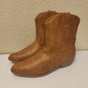 NWT Arizona Jean Co Meyer Cognac Boots Size 9M