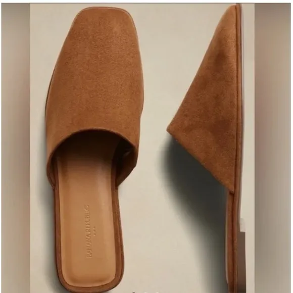 NWT Banana Republic Cognac Brown Women's Shoes Soft Suede