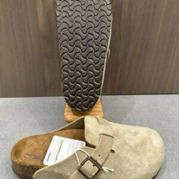 NWT  Birkenstock Boston Soft Footbed Suede Taupe Shoes