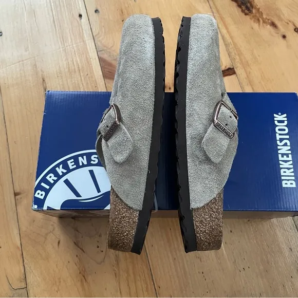 NWT Birkenstock Boston Taupe Narrow soft footbed size 38 women’s 7 suede leather