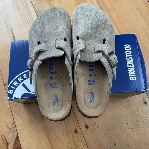 NWT Birkenstock Boston Taupe Narrow soft footbed size 38 women’s 7 suede leather