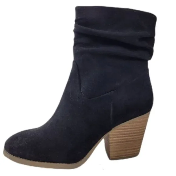 NWT Black slouch boots sz. 7.5