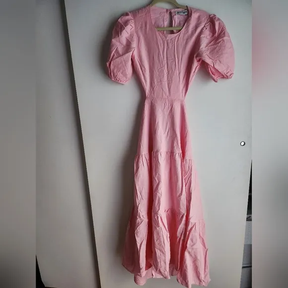 NwT Charlie Holiday Floress Puff Sleeve Open Back Midi Dress In Pink Size 2