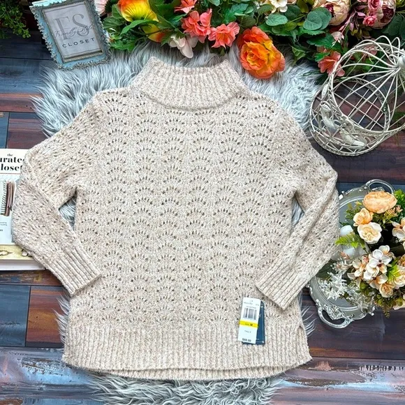 NWT Democracy Off White Knit Turtleneck Sweater