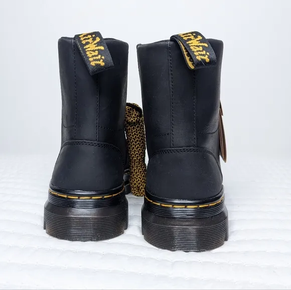 NWT Dr. Martens Combs Casual Combat Boots Black Wyoming Unisex W 6 M 5