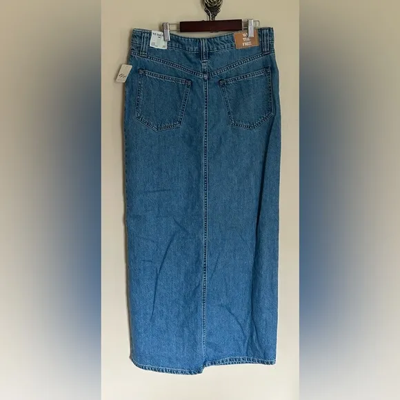 NWT FREE PEOPLE We the Free Chani Denim Skirt Size 30 Sweetly Stoned
