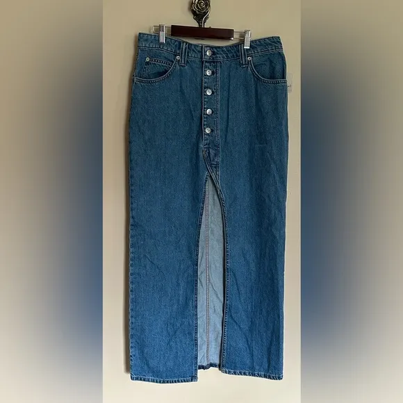 NWT FREE PEOPLE We the Free Chani Denim Skirt Size 30 Sweetly Stoned