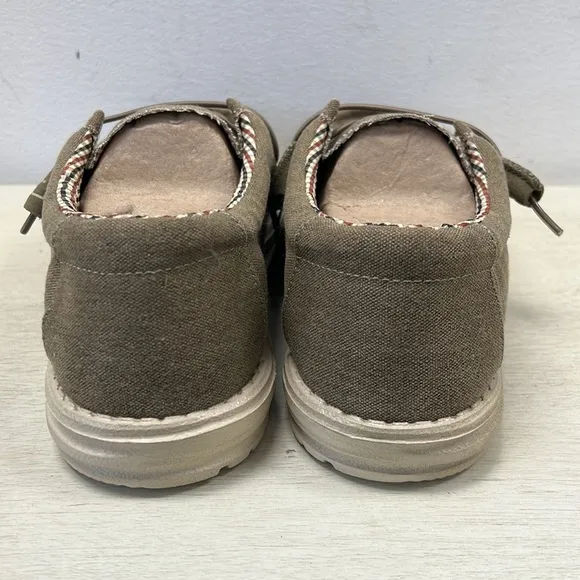 NWT Hey Dude Wally Canvas Nut Shoes | Men’s Size 10 | Lightweight &amp; Travel Ready