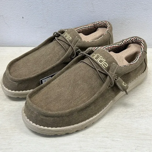 NWT Hey Dude Wally Canvas Nut Shoes | Men’s Size 10 | Lightweight &amp; Travel Ready