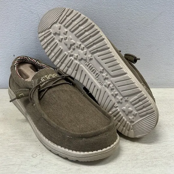NWT Hey Dude Wally Canvas Nut Shoes | Men’s Size 10 | Lightweight &amp; Travel Ready