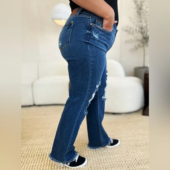 NWT Judy Blue PLUS   REG Size Mid Rise Distressed Raw Hem Straight Leg Dad Jeans