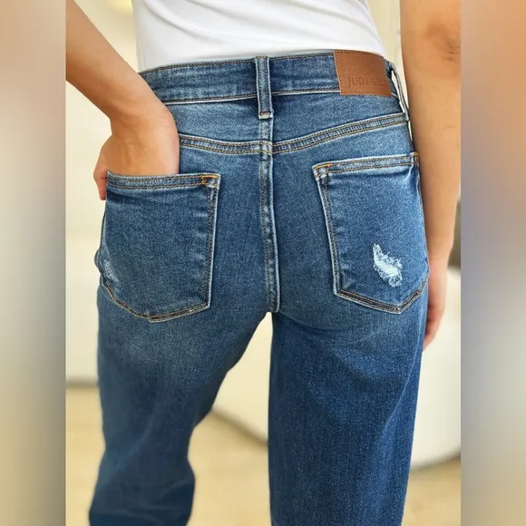 NWT Judy Blue PLUS   REG Size Mid Rise Distressed Raw Hem Straight Leg Dad Jeans