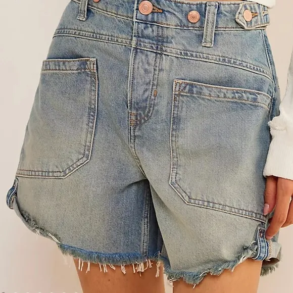 NWT- Women’s Palmer Denim Shorts Size 31 by Free People - La La Land Mid Rise