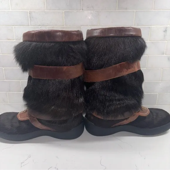Pajar Black and Brown Fur Boots -Size 38 Leather Detail Wool Lined