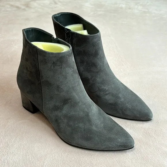 Paul Green Women’s Bridget Suede Ankle Bootie Gray Size 7.5 - NWOT