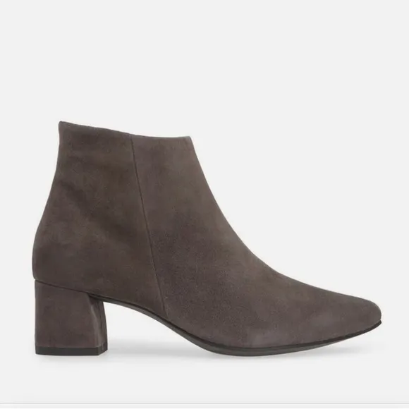 Paul Green Women’s Bridget Suede Ankle Bootie Gray Size 7.5 - NWOT