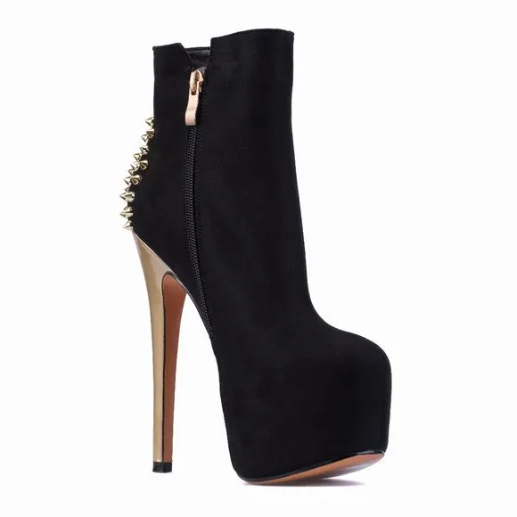 Petit Cadeau Jodi - Rounded Toe ankle boots with 6&quot; heels and 2&quot; platform. NEW!