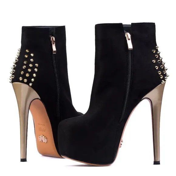 Petit Cadeau Jodi - Rounded Toe ankle boots with 6&quot; heels and 2&quot; platform. NEW!