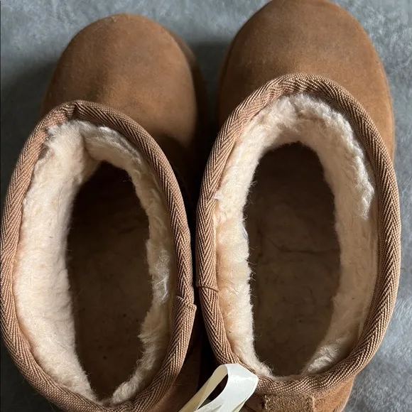 Platform Ugg Boots (bows included)