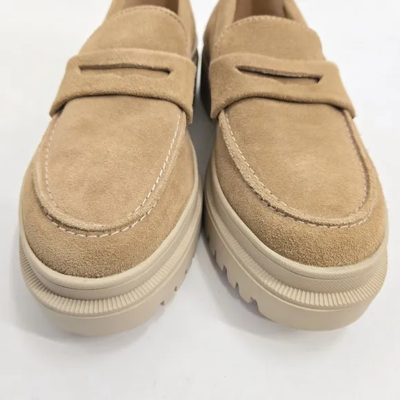 Portland Leather Patina Lug Heel Loafer Shoes Tan Leather