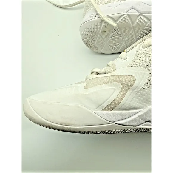 Puma LaMelo Ball MB.01 377368-04 Sneakers Men 6.5 Triple White Basketball Shoes