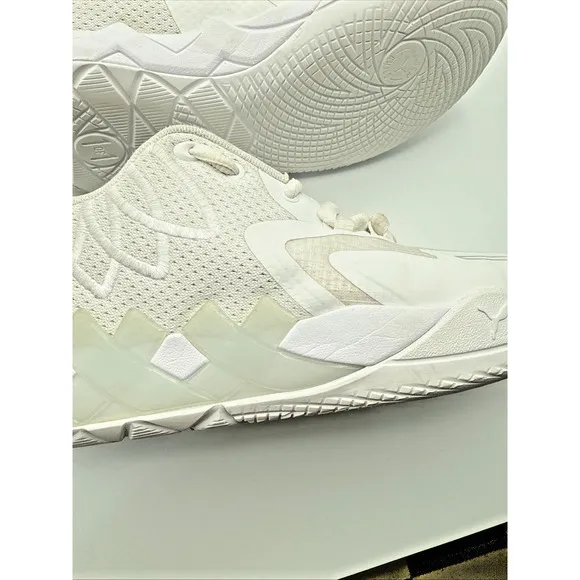 Puma LaMelo Ball MB.01 377368-04 Sneakers Men 6.5 Triple White Basketball Shoes