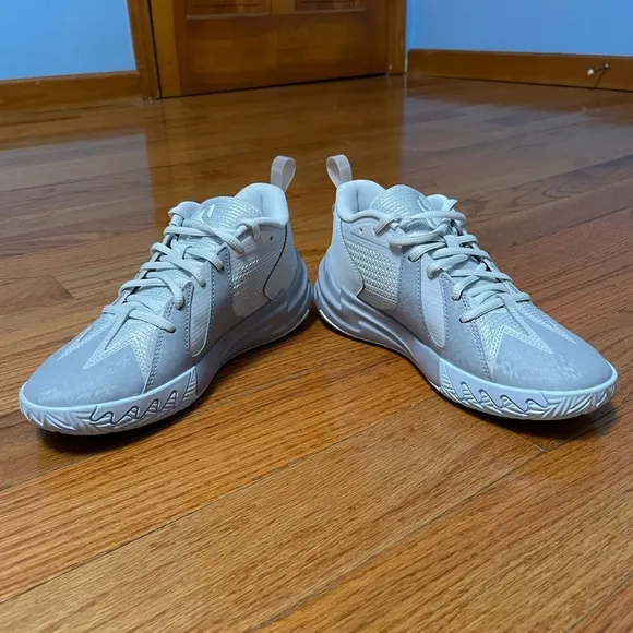 Puma Scoot Zeros Grey Ice/Blue Basketball Shoes Youth Size 5 (309863-01)