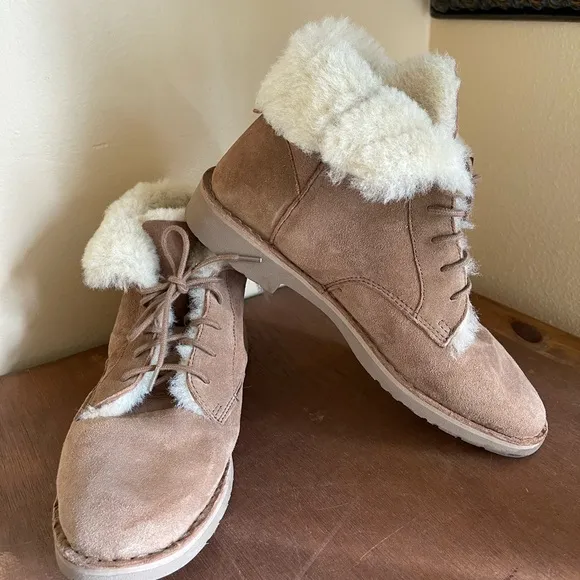 Quincy UGG Boots