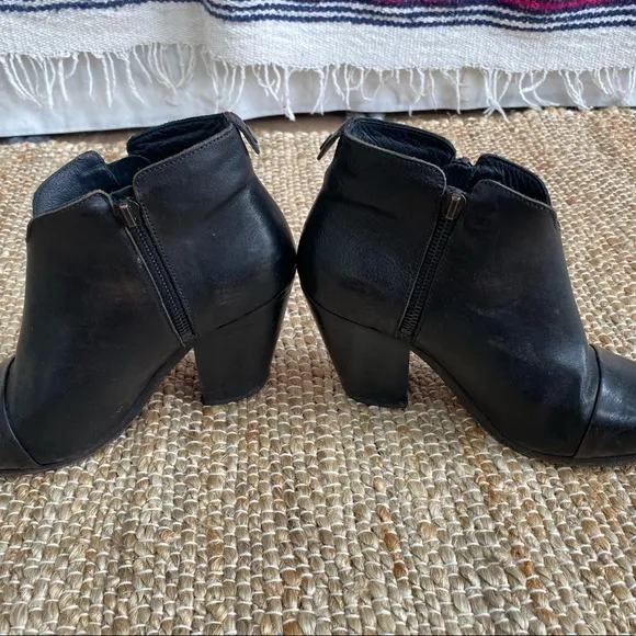 Rag &amp; Bone Margot side zip ankle booties black size 37.5 leather festival rocker
