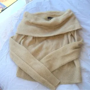 **rag &amp; bone Off-Shoulder Cashmere Sweater - Size S - Cream - Barely Worn**