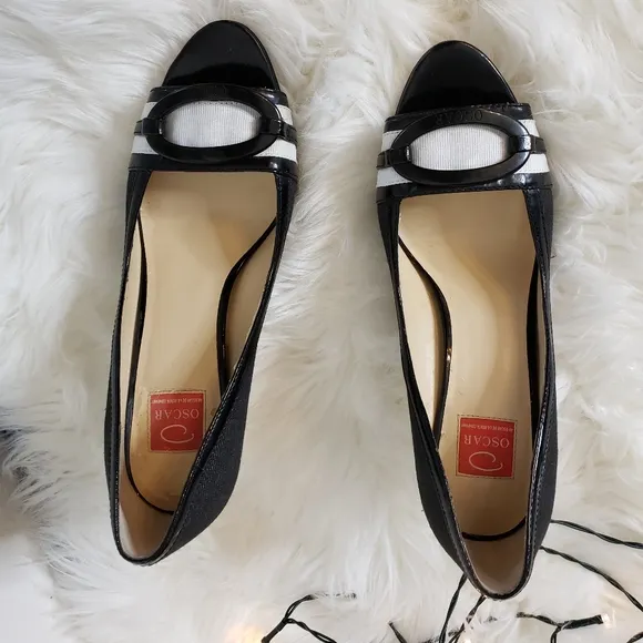 RARE Oscar de la Renta O Calada Peep Toe Heels 7.5 Luxury Elegant Castlecore